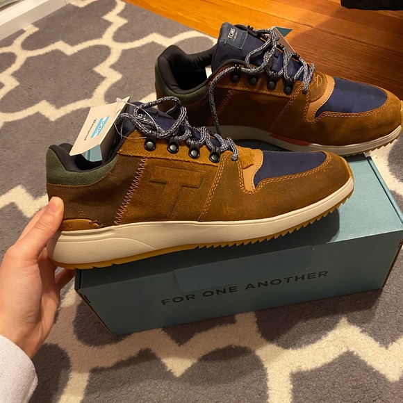 Brand New with tags guys TOM shoes - Picture 1 of 6